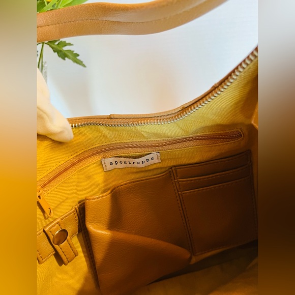 APOSTROPHE Hobo Bag Purse Classic Faux Vegan Leather w Silver Hardware in Camel - Picture 2 of 12